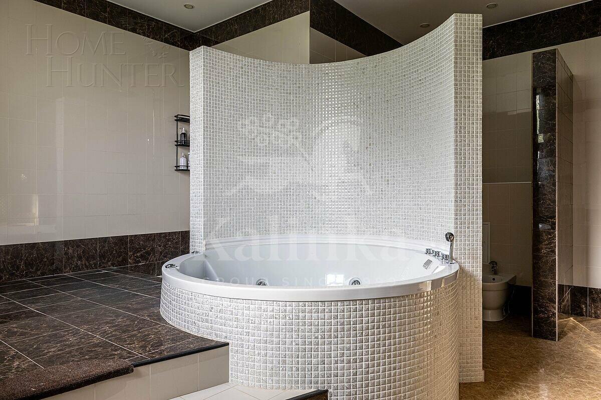 2-этажный коттедж 430 м² с отделкой