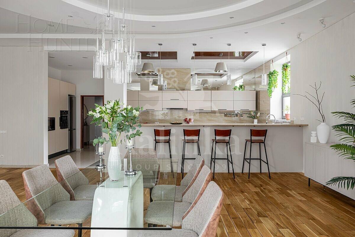 2-этажный коттедж 430 м² с отделкой