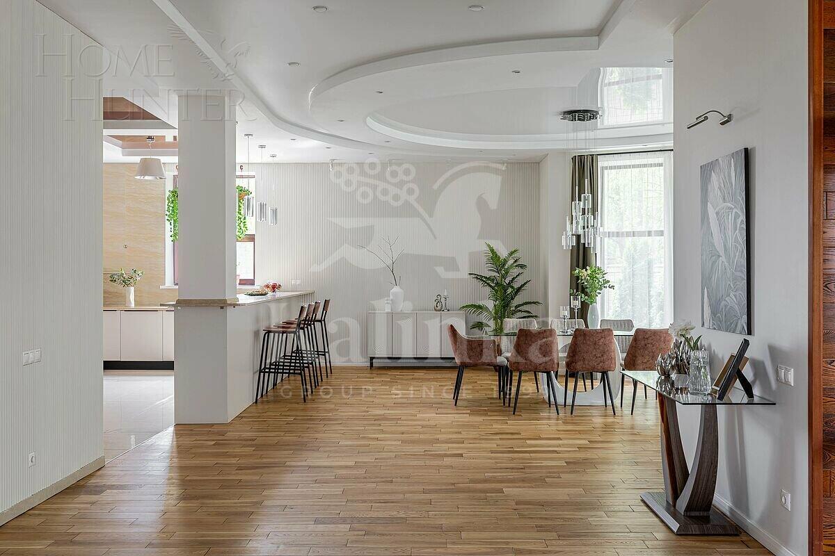 2-этажный коттедж 430 м² с отделкой