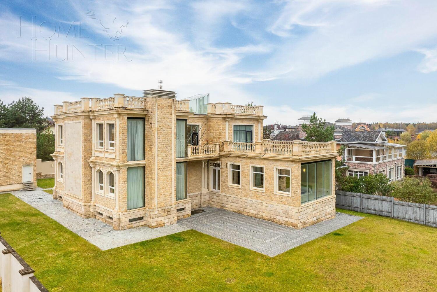 2-этажный коттедж 760 м² с отделкой