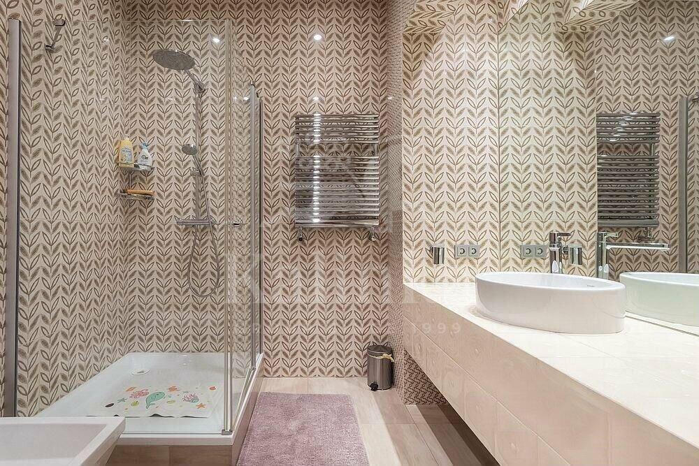 2-этажный коттедж 640 м² с отделкой