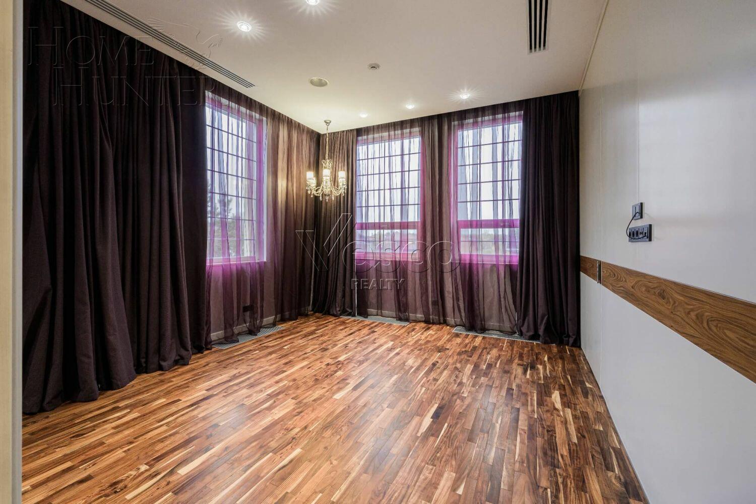 2-этажный коттедж 760 м² с отделкой