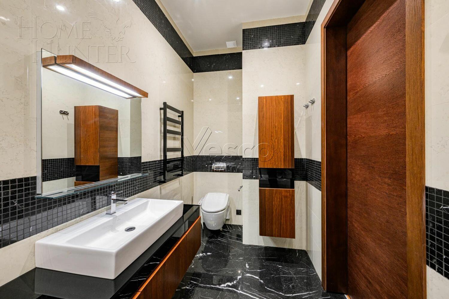 2-этажный коттедж 760 м² с отделкой