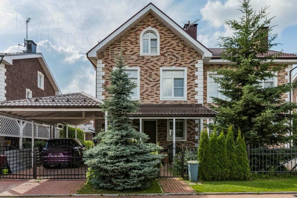 3-этажный таунхаус 286 м² с отделкой