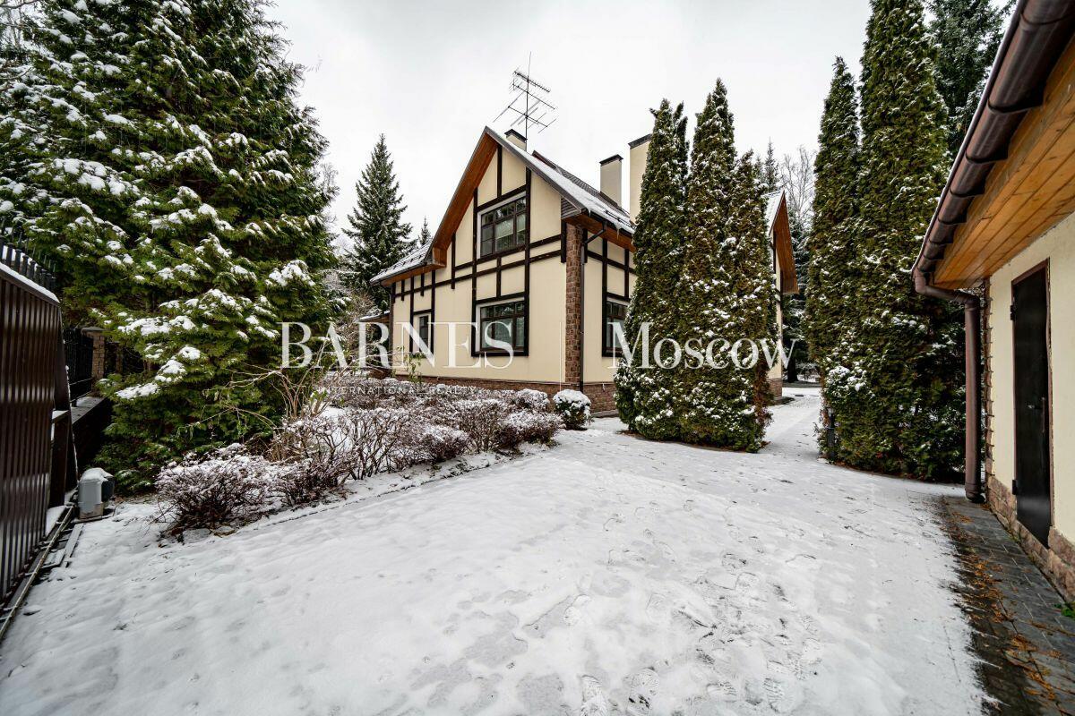 2-этажный коттедж 471 м² с отделкой