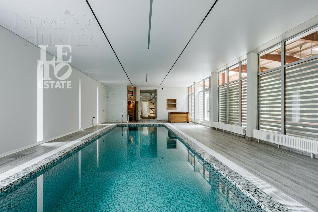 2-этажный коттедж 711 м² с отделкой