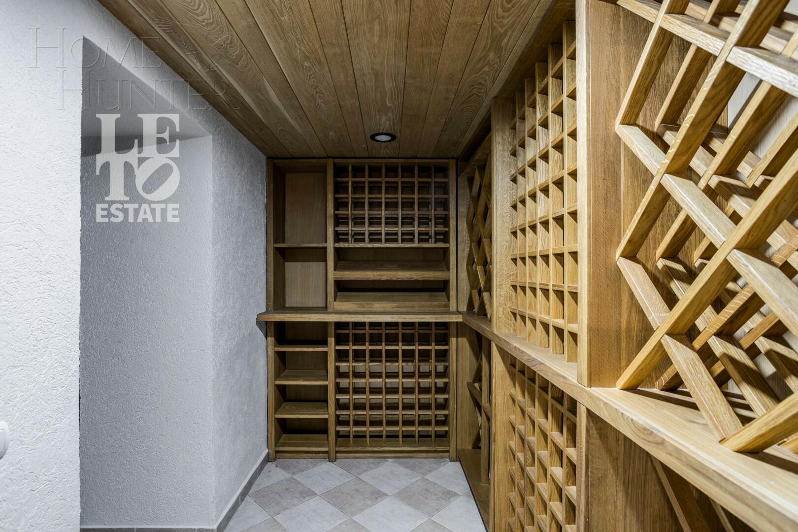 2-этажный коттедж 711 м² с отделкой