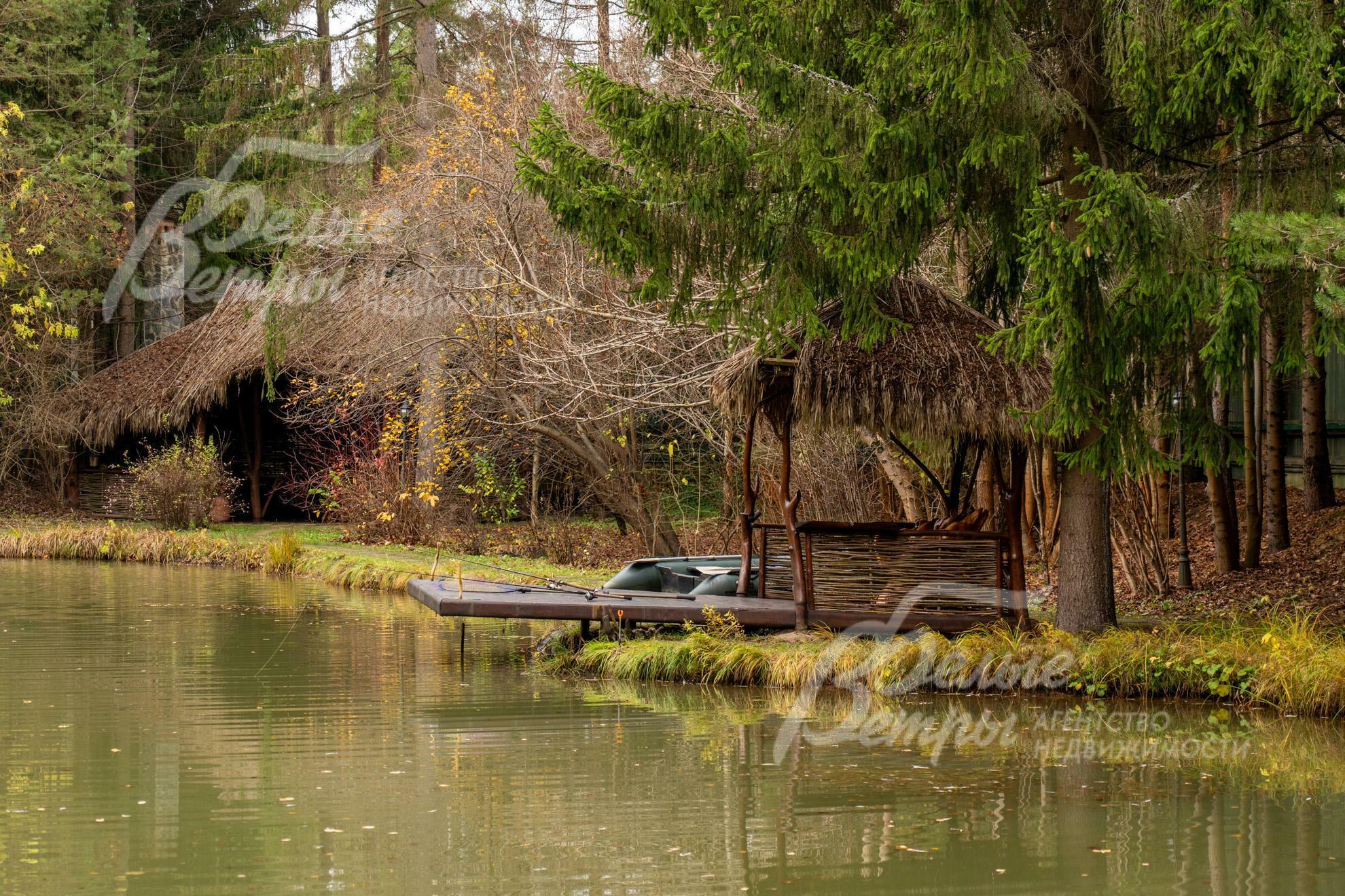 2-этажный коттедж 1 100 м² с отделкой