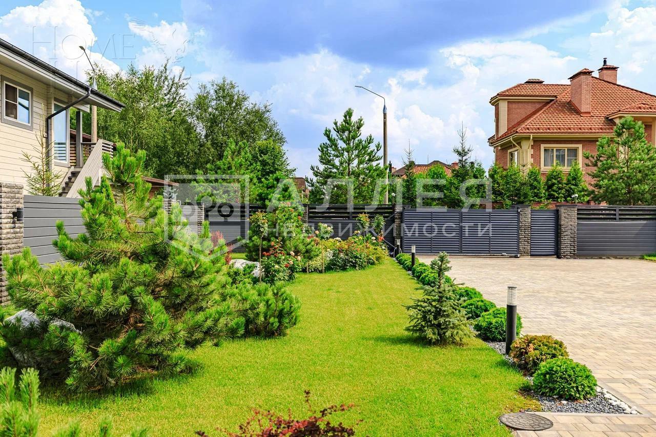 2-этажный коттедж 540 м² с отделкой