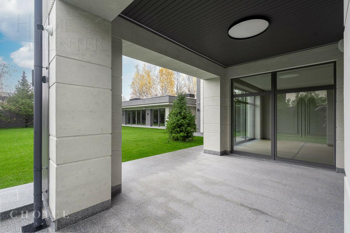 2-этажный коттедж 1 234 м² без отделки