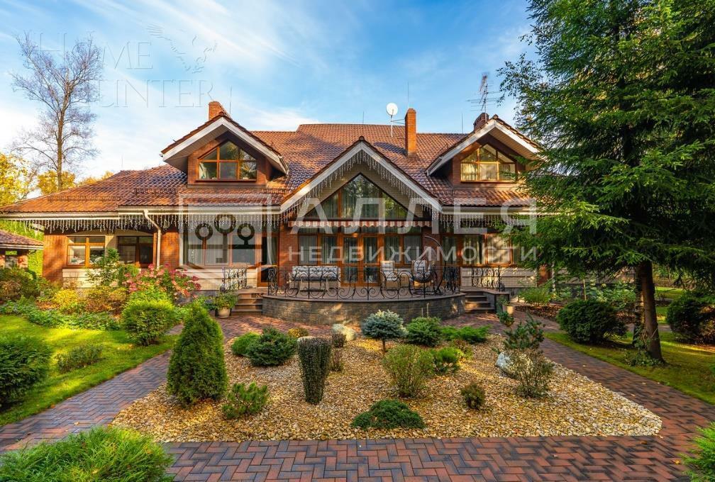 2-этажный коттедж 750 м² с отделкой