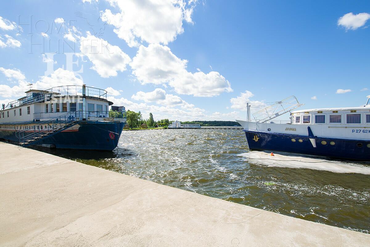 2-этажный коттедж 1 512 м² с отделкой