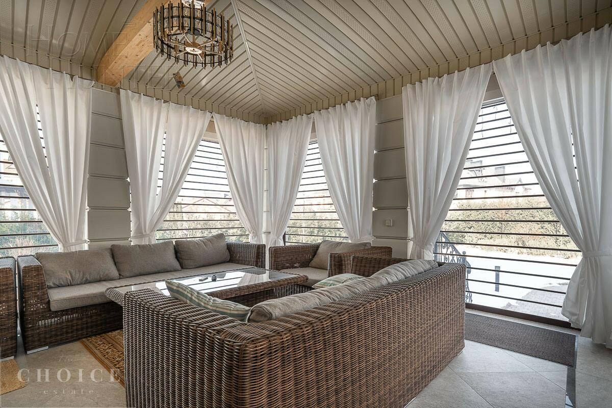 2-этажный коттедж 850 м² с отделкой