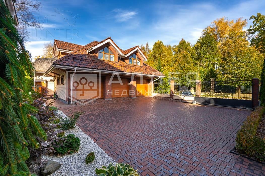 2-этажный коттедж 750 м² с отделкой