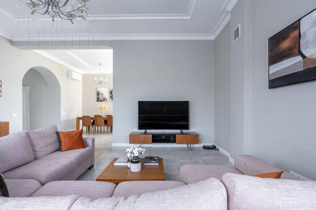 2-этажный коттедж 595 м² с отделкой