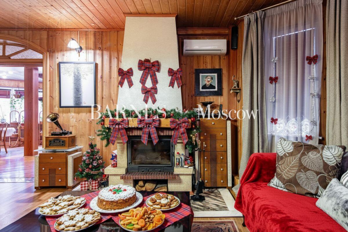 3-этажный коттедж 650 м² с отделкой