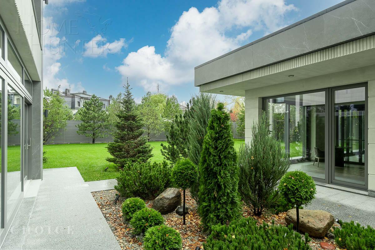 2-этажный коттедж 1 234 м² без отделки