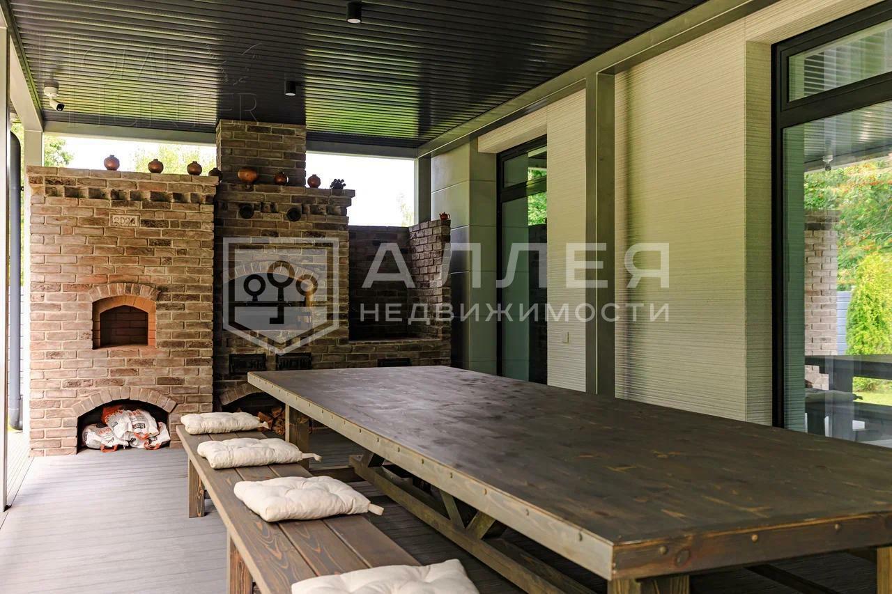 2-этажный коттедж 540 м² с отделкой