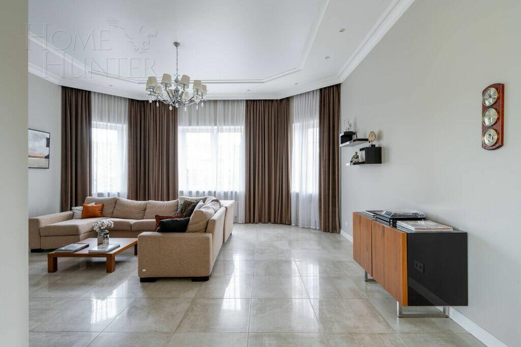 2-этажный коттедж 595 м² с отделкой