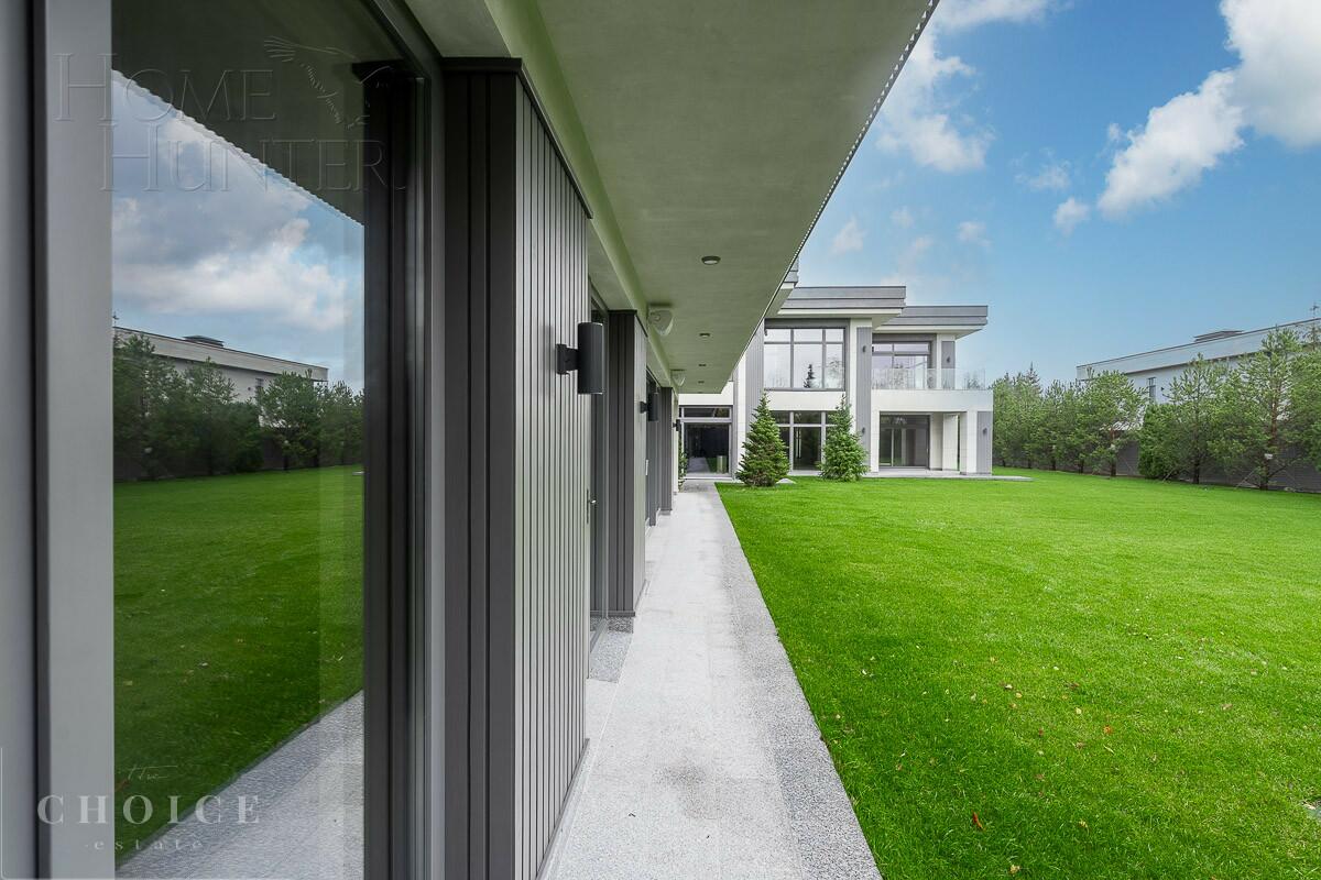 2-этажный коттедж 1 234 м² без отделки