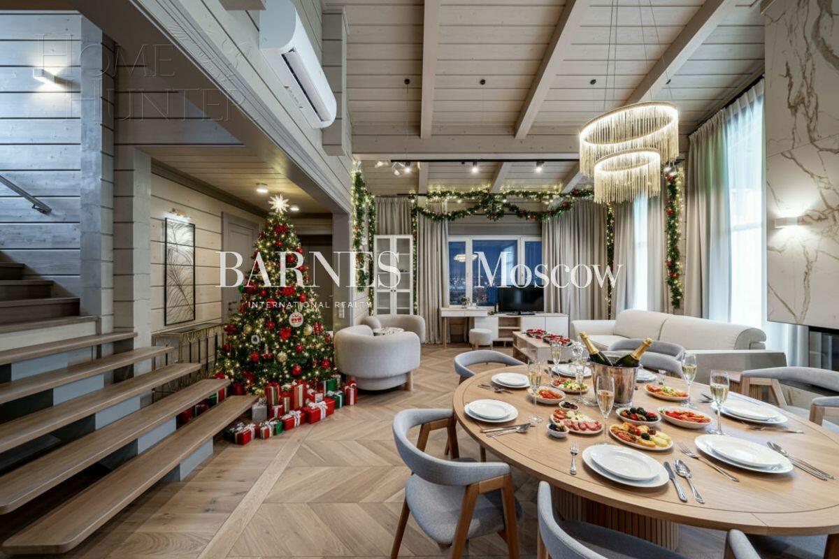 2-этажный коттедж 250 м² с отделкой