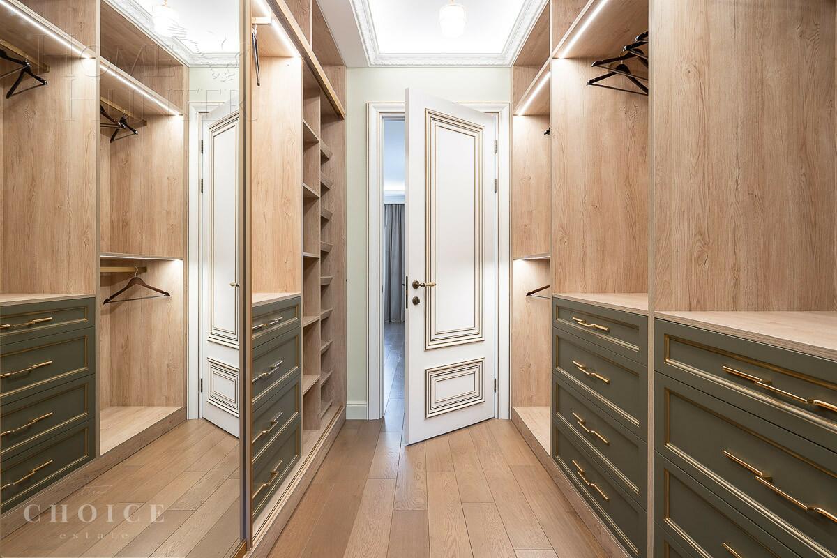 2-этажный коттедж 850 м² с отделкой