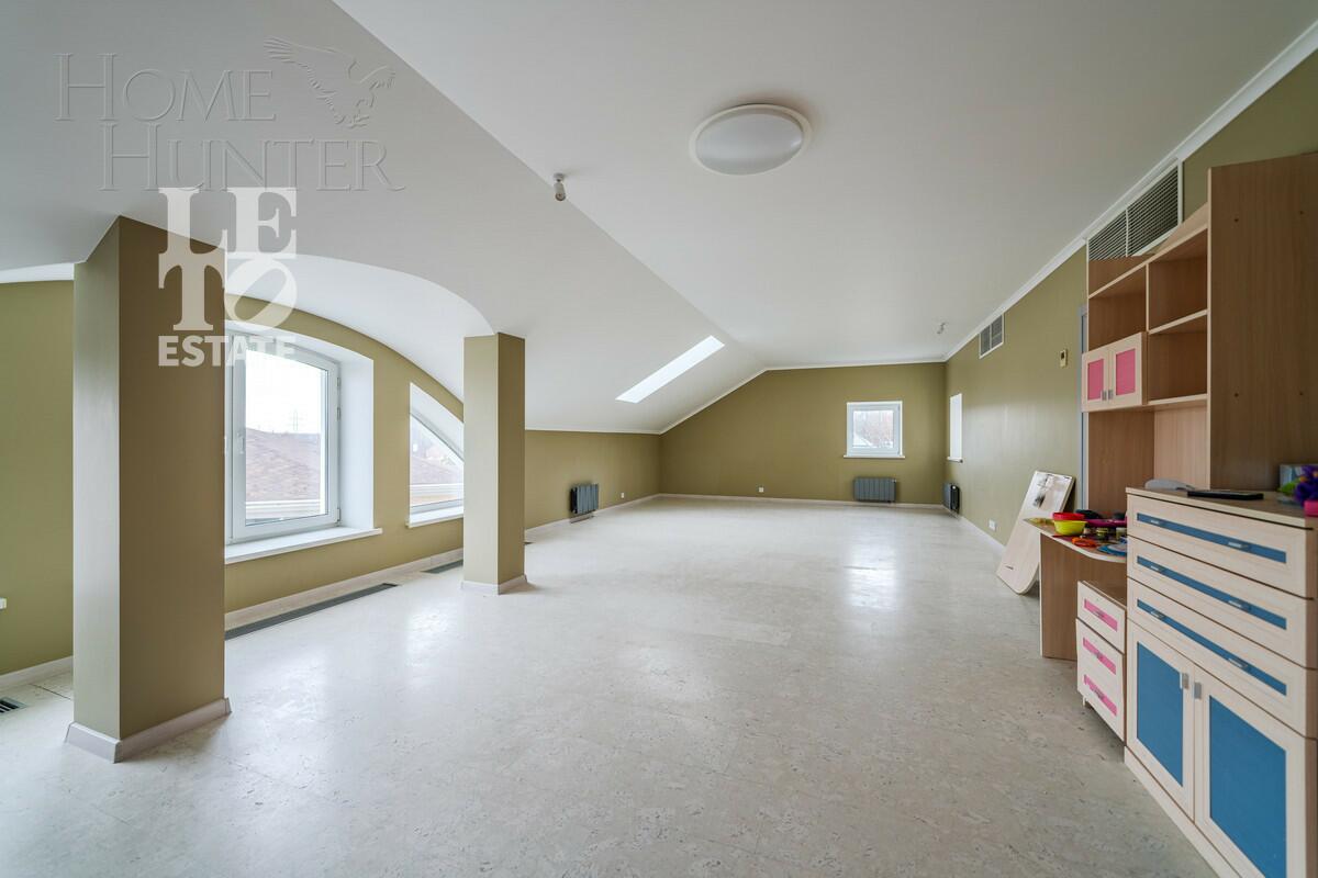 2-этажный коттедж 1 512 м² с отделкой