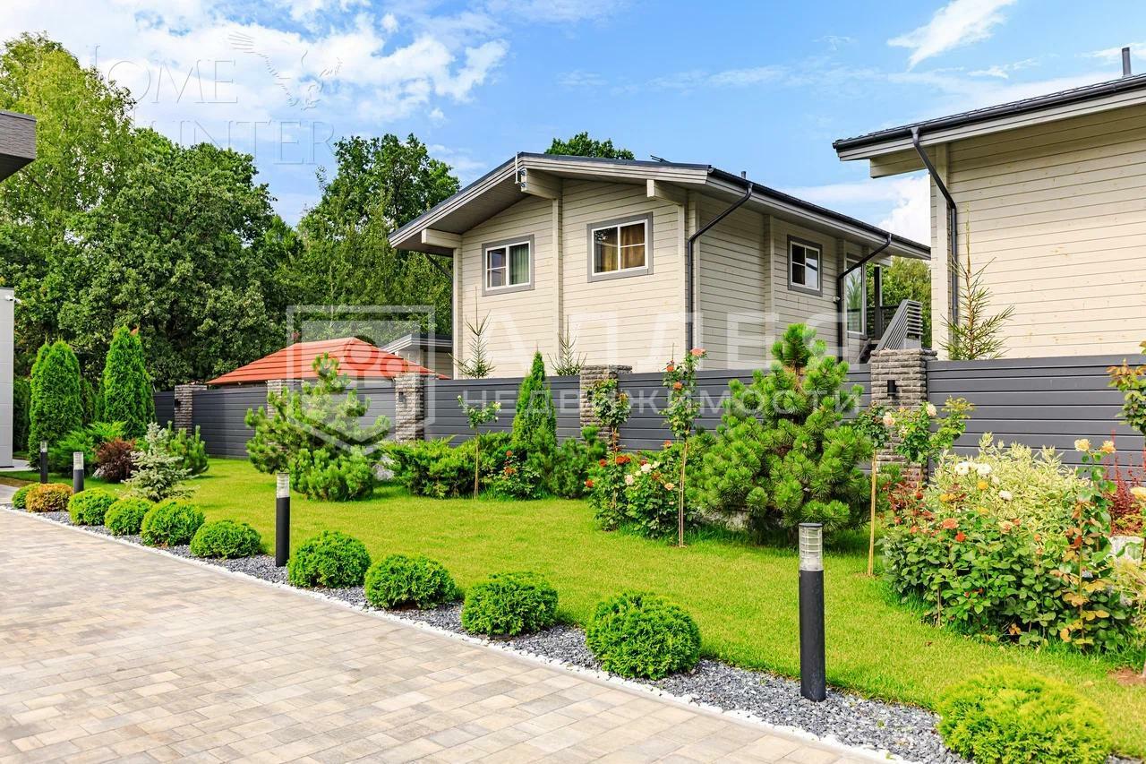 2-этажный коттедж 540 м² с отделкой