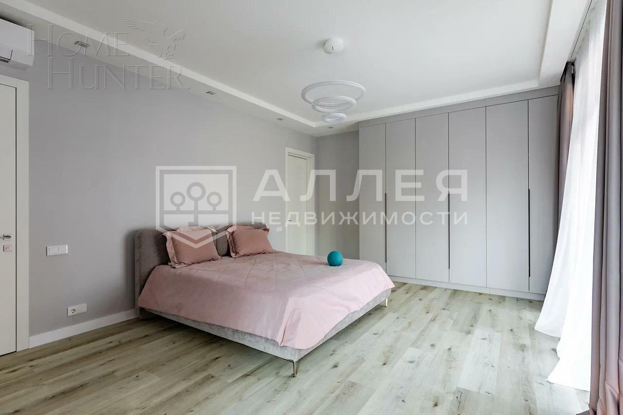 2-этажный коттедж 540 м² с отделкой