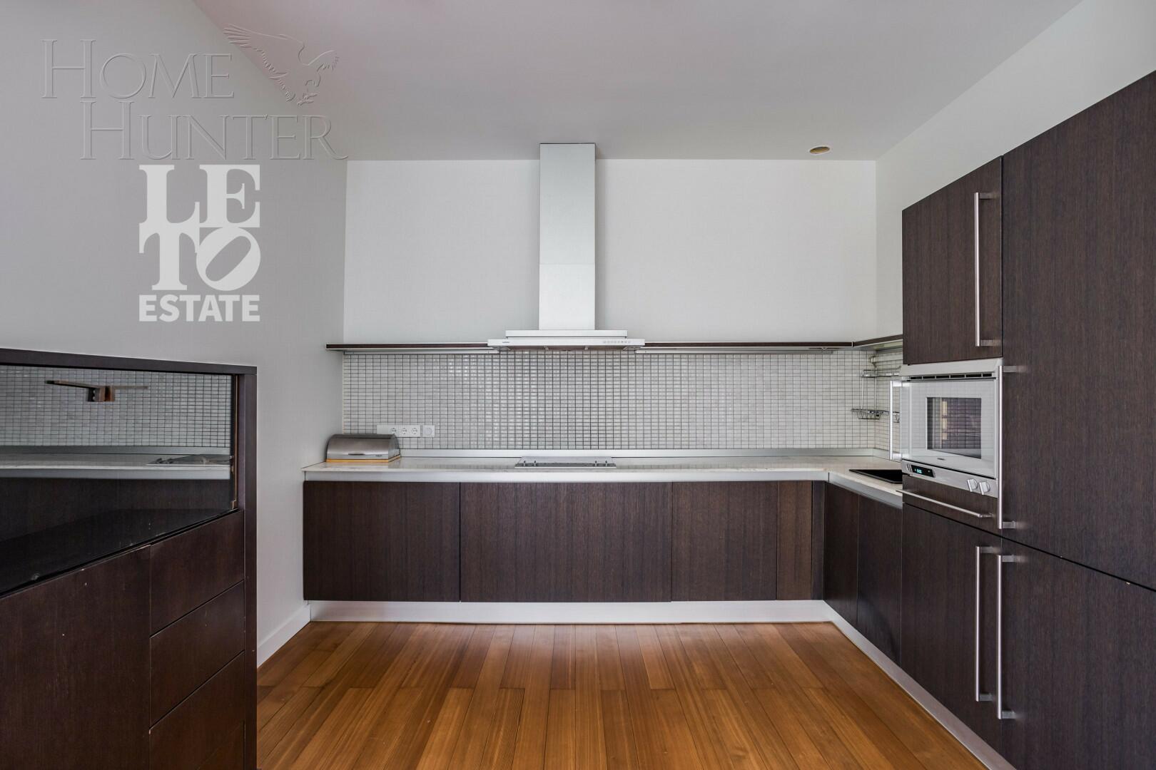 2-этажный коттедж 711 м² с отделкой