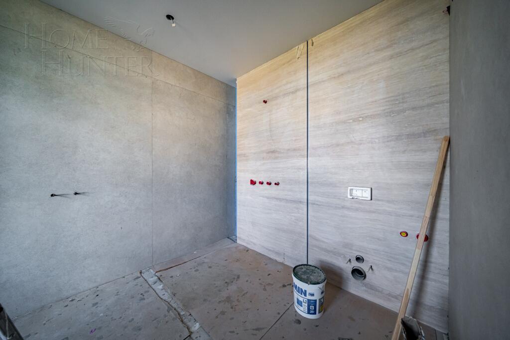 3-этажный коттедж 830 м² без отделки