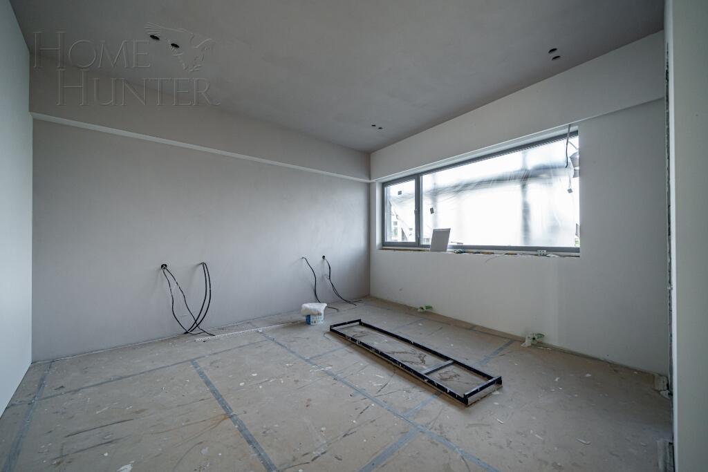 3-этажный коттедж 830 м² без отделки