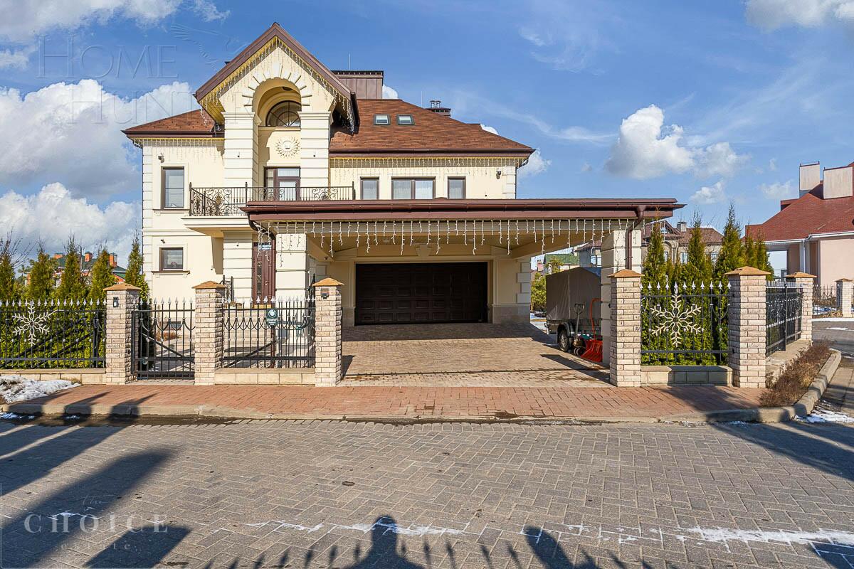 2-этажный коттедж 850 м² с отделкой