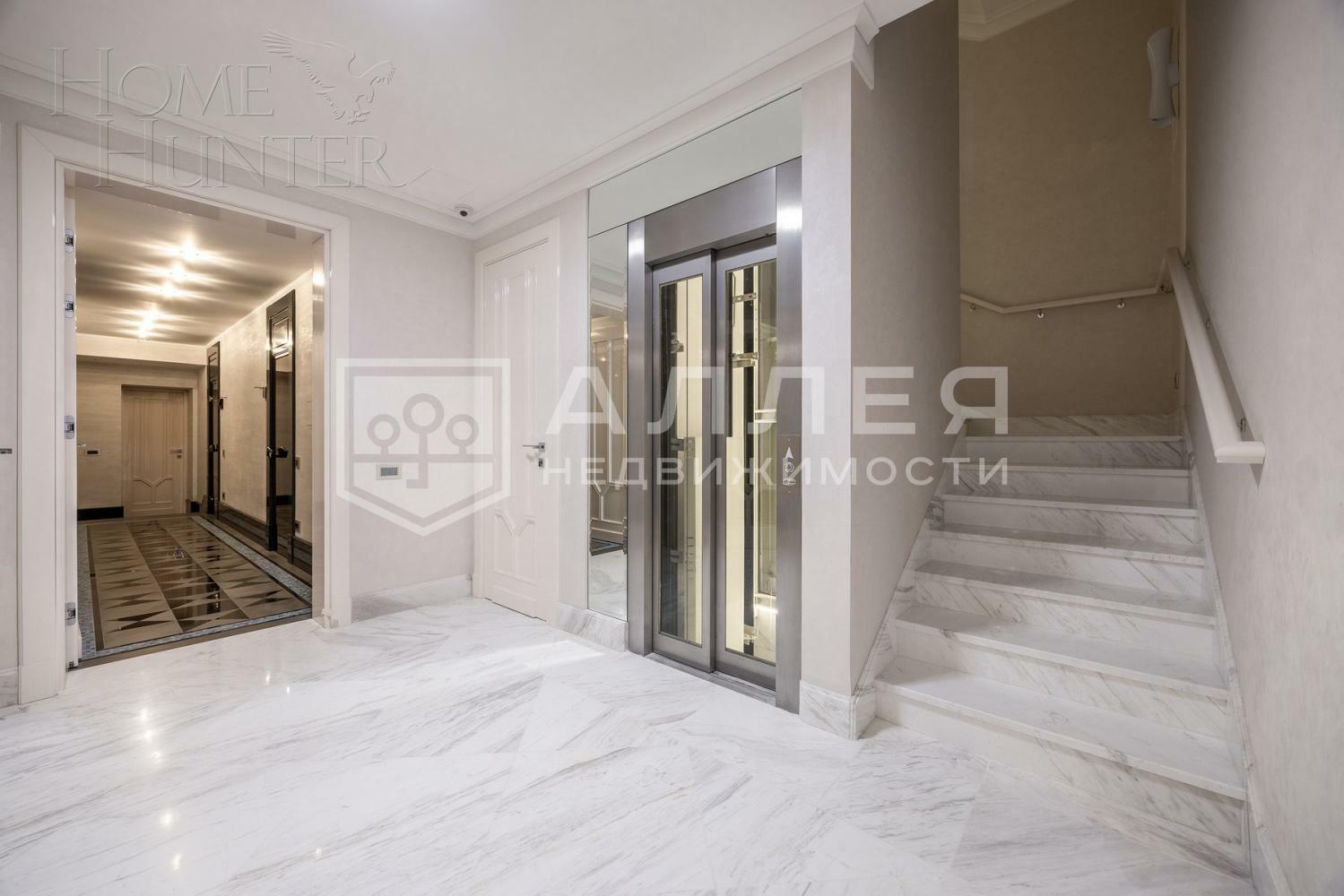 2-этажный коттедж 700 м² с отделкой