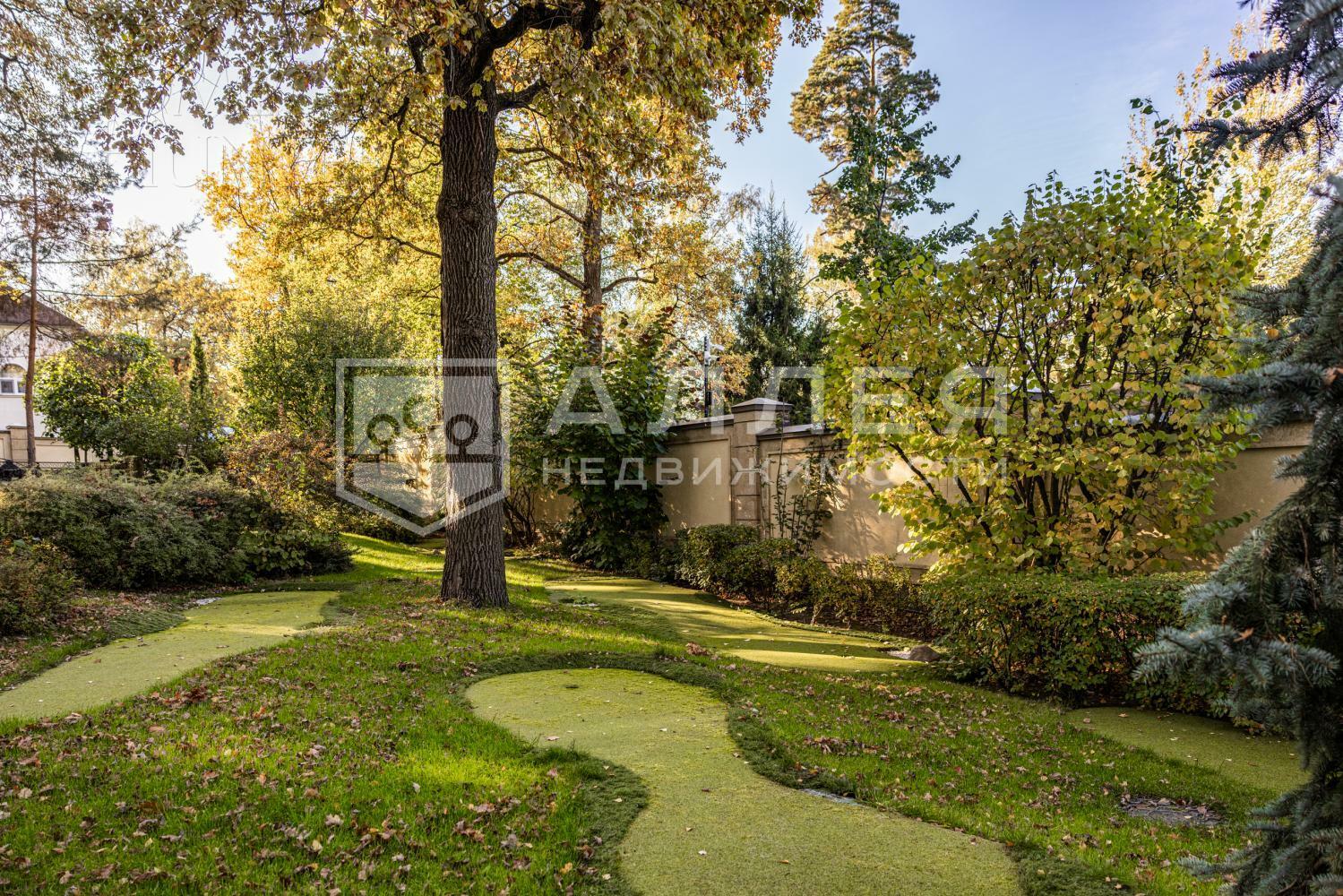 2-этажный коттедж 1 215 м² с отделкой