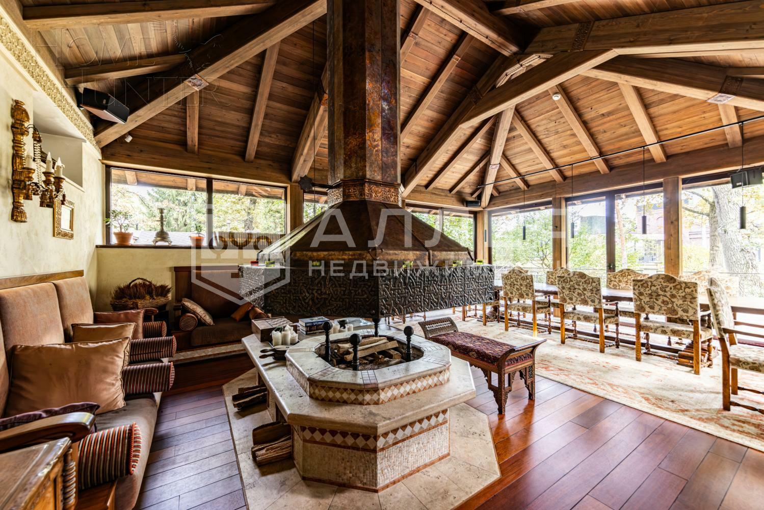 2-этажный коттедж 1 215 м² с отделкой