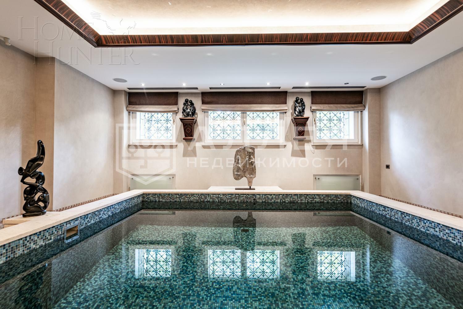 2-этажный коттедж 1 215 м² с отделкой