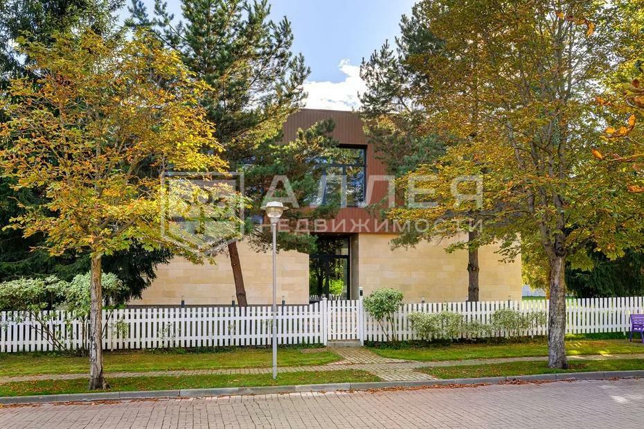 2-этажный коттедж 747 м² с отделкой