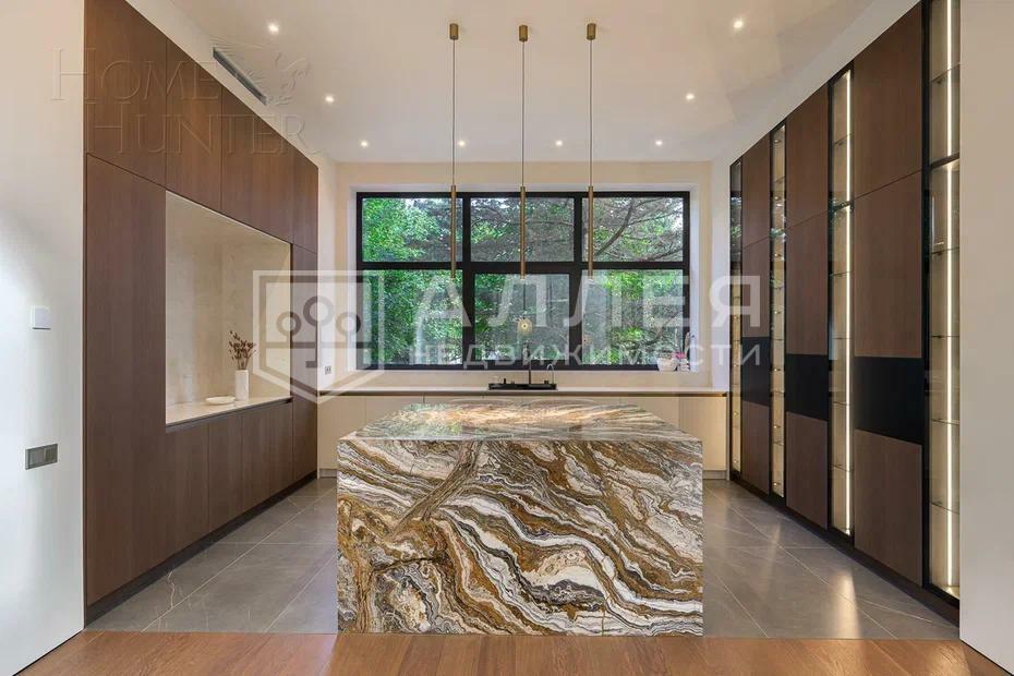 2-этажный коттедж 747 м² с отделкой