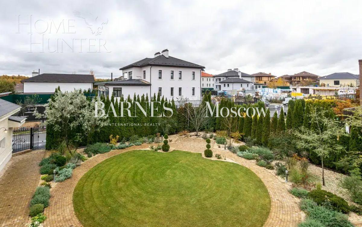 2-этажный коттедж 737 м² с отделкой