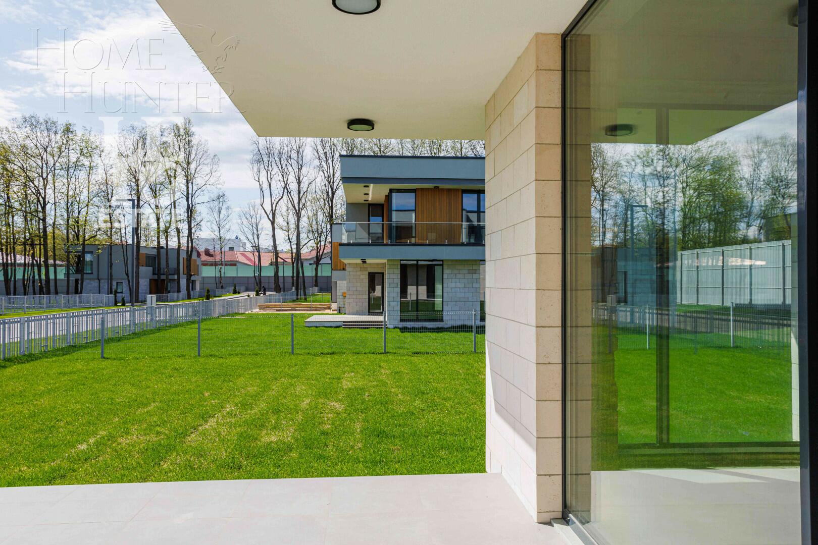 2-этажный коттедж 470 м² без отделки