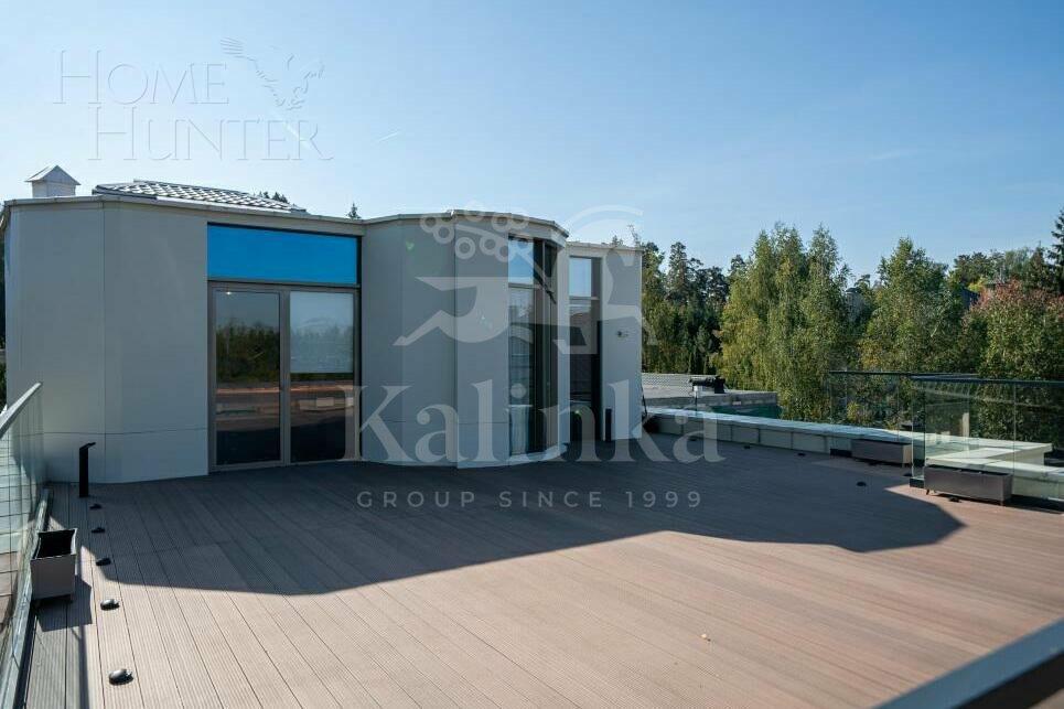 2-этажный коттедж 560 м² с отделкой