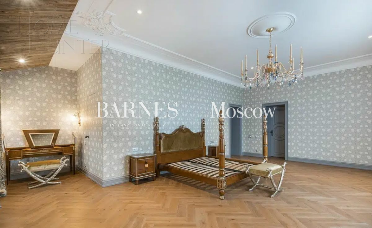 2-этажный коттедж 737 м² с отделкой