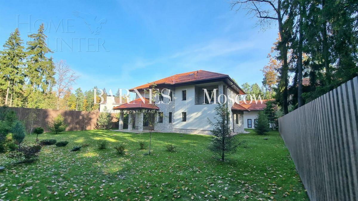 2-этажный коттедж 440 м² без отделки