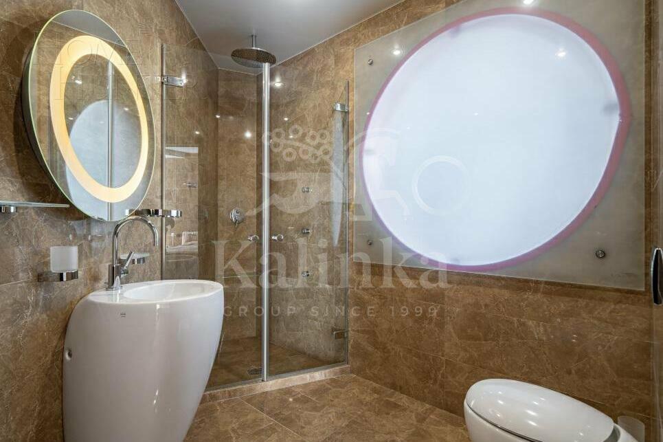 2-этажный коттедж 560 м² с отделкой