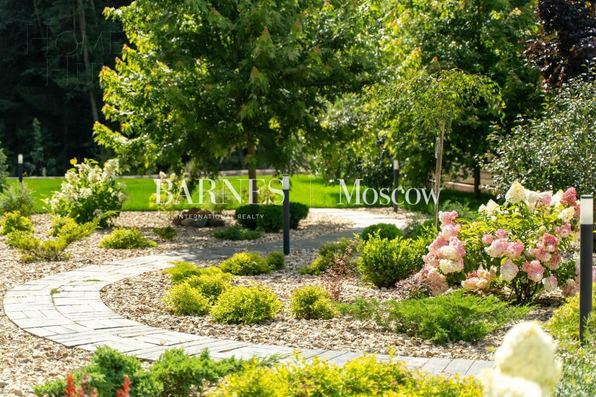 2-этажный коттедж 439 м² с отделкой