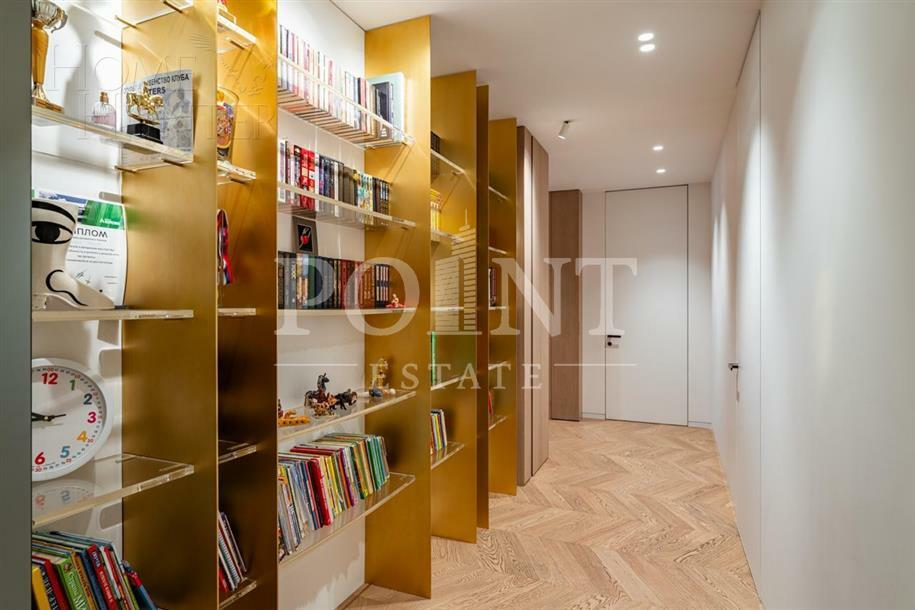 4-КОМН. КВАРТИРА С ОТДЕЛКОЙ 234 М² НА 2 ЭТАЖЕ