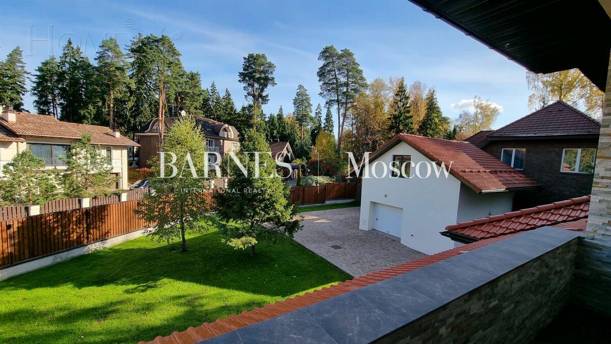 2-этажный коттедж 440 м² без отделки