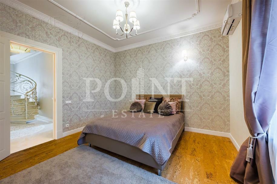 2-этажный коттедж 300 м² с отделкой