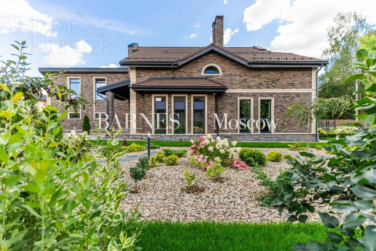 2-этажный коттедж 439 м² с отделкой